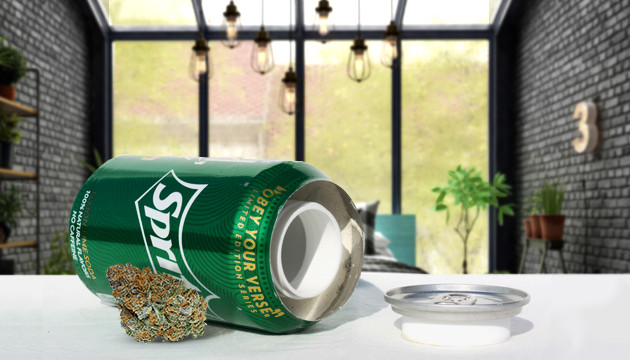 Специальная банка с тайником